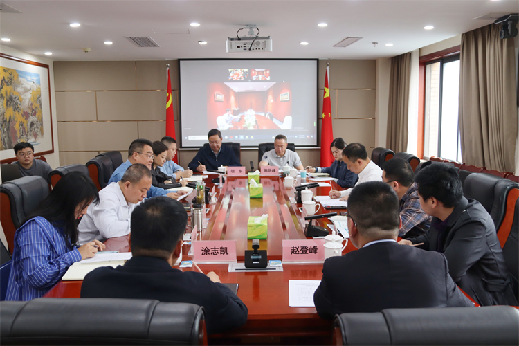 集團(tuán)公司召開(kāi)與青白江區(qū)委、區(qū)政府，老撾吉達(dá)篷集團(tuán)，中宇安泰供應(yīng)鏈科技公司，安徽泰德康科技公司合作洽談座談會(huì)