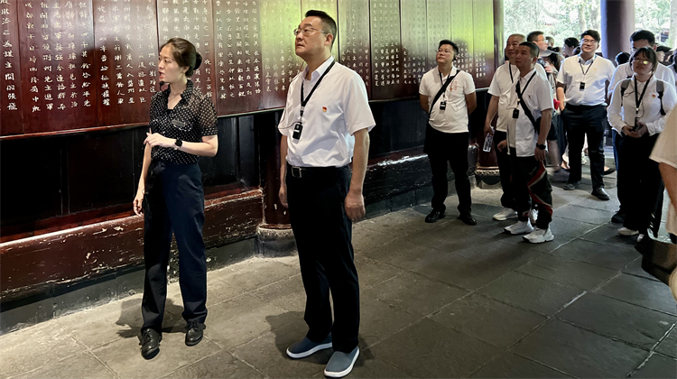 1718248785464281.jpg af53d82df57f2df6685dee0636fff50.jpg